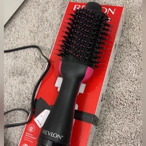 Revlon one step hair dryer brush